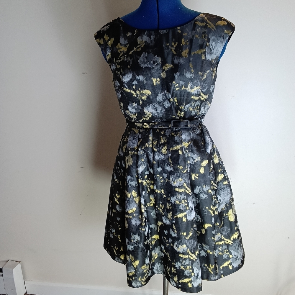 ELIZA J Elegant Black and Gold Floral Dress SIZE 2 - Picture 3 of 9